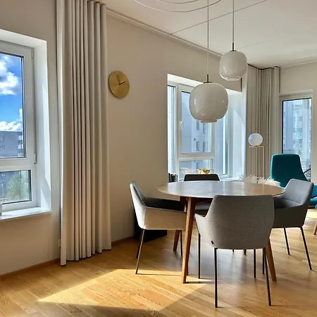 Parkside Apartment *